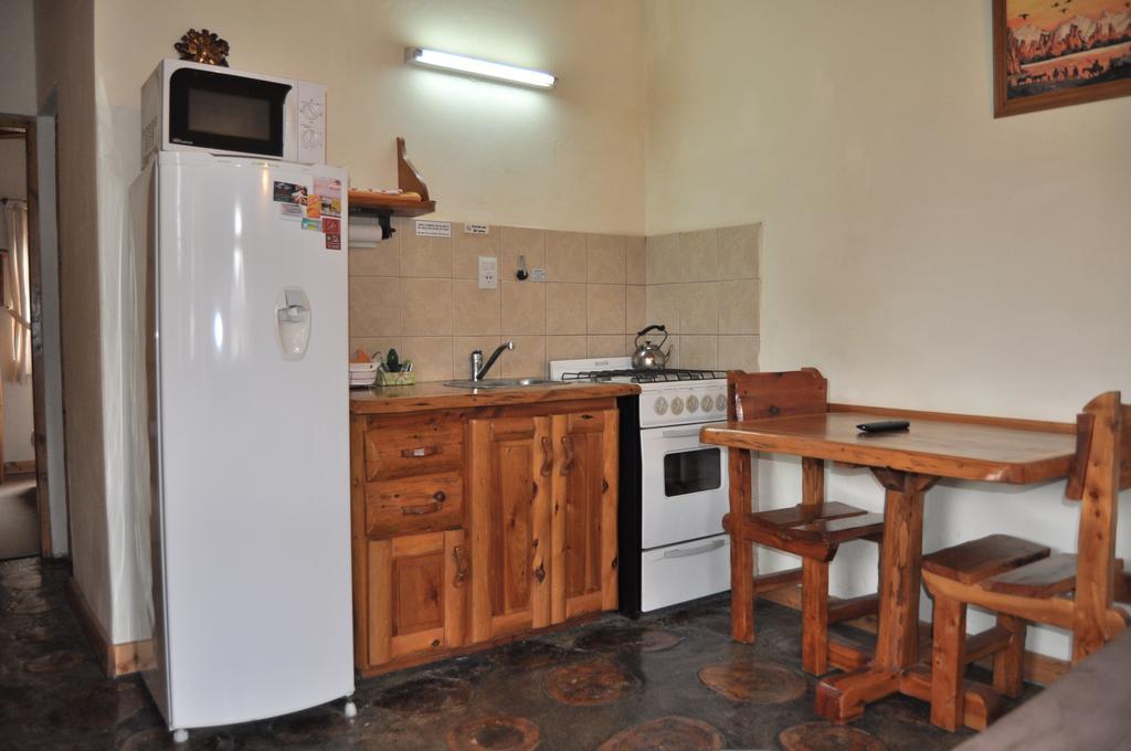 Apart Samay Hue Bungalows Dina Huapi Buitenkant foto