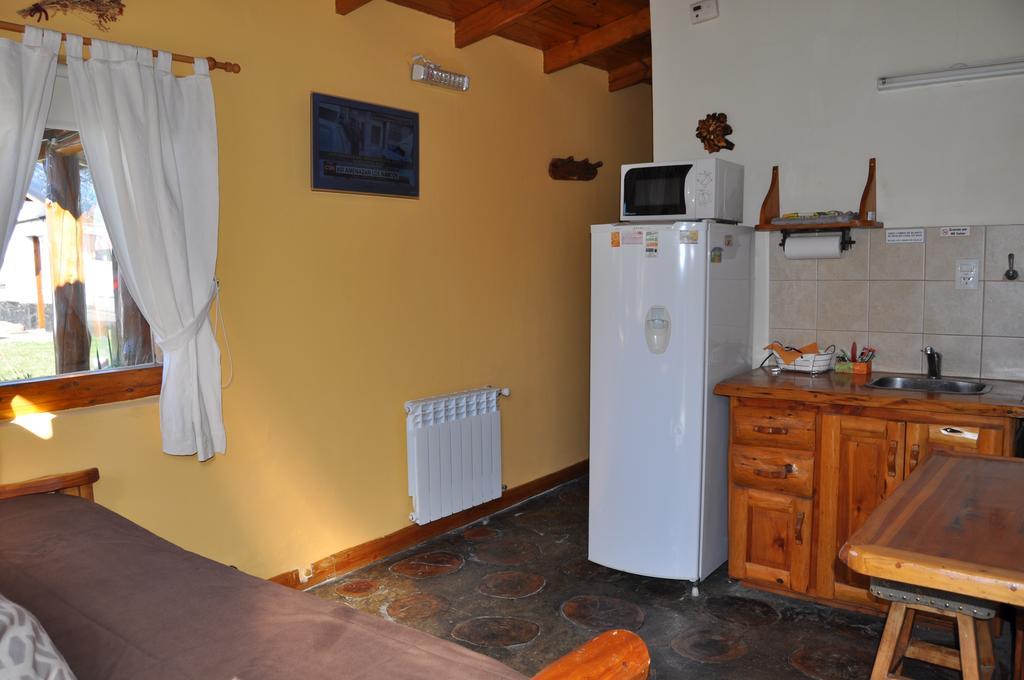 Apart Samay Hue Bungalows Dina Huapi Buitenkant foto