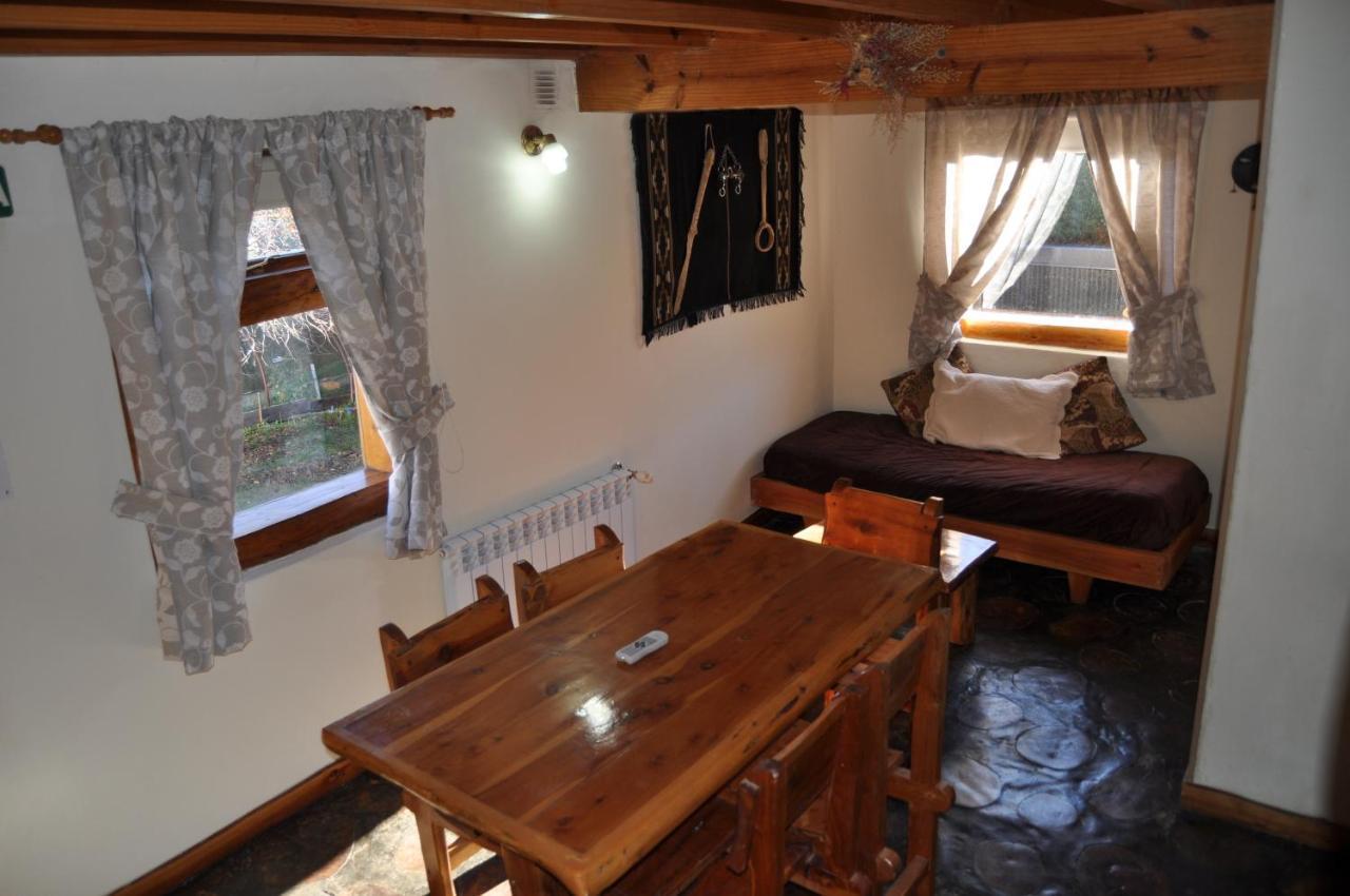 Apart Samay Hue Bungalows Dina Huapi Buitenkant foto